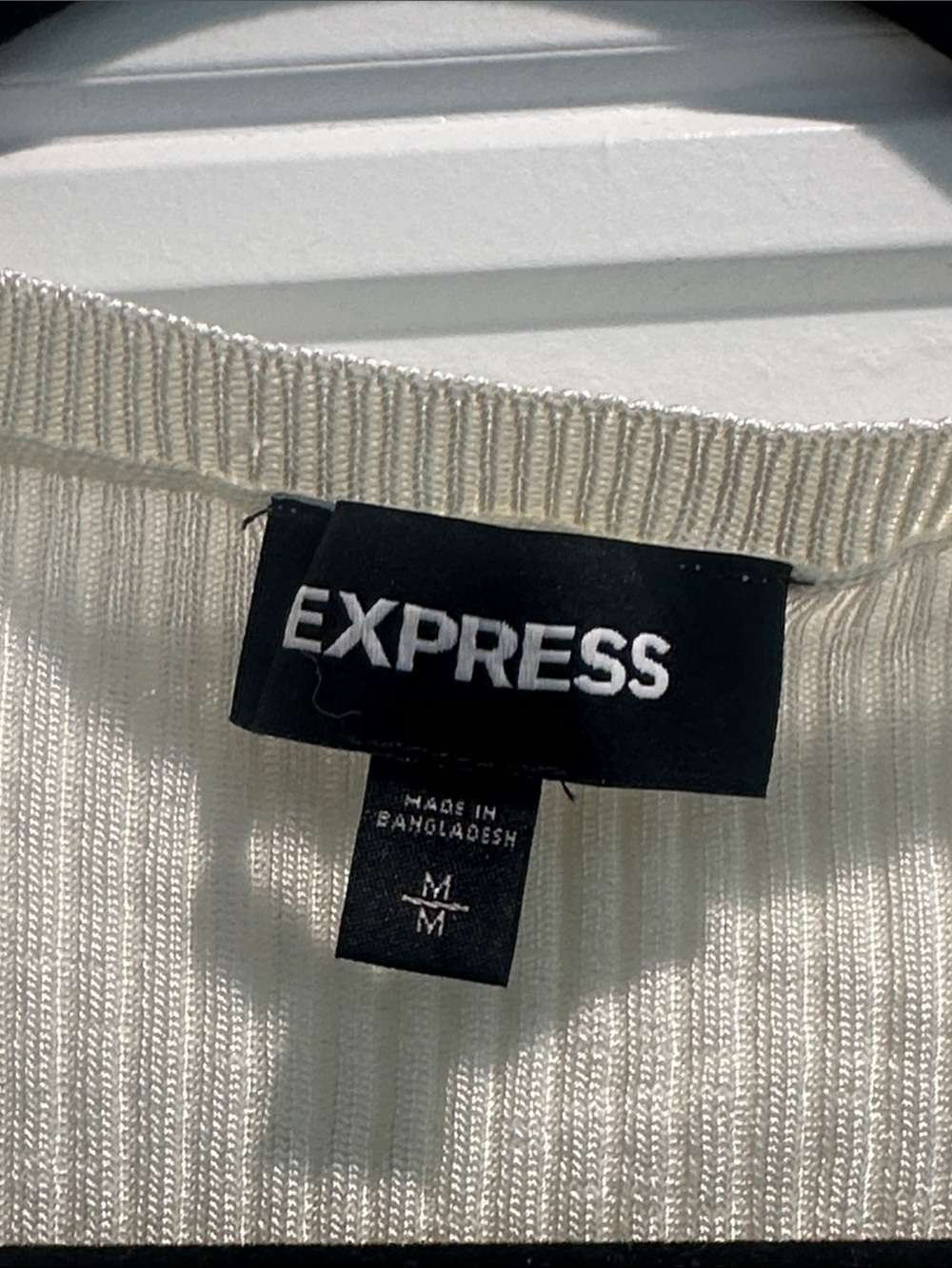 Express Top - Picture 2 of 4